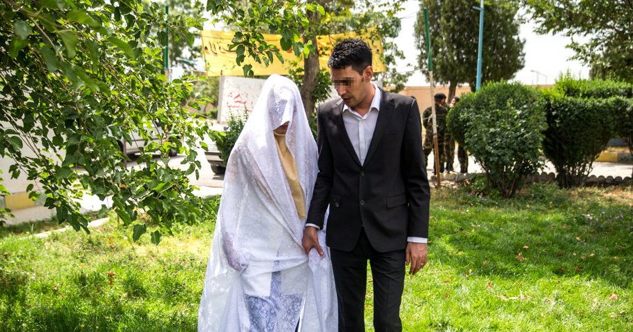 گزارش یک جشن متفاوت؛ عقد در زندان