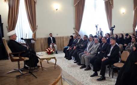 اخلاق اسلامی و آداب ایرانی برای تقویت روح برادری اخلاق اسلامی و آداب ایرانی برای تقویت روح برادری