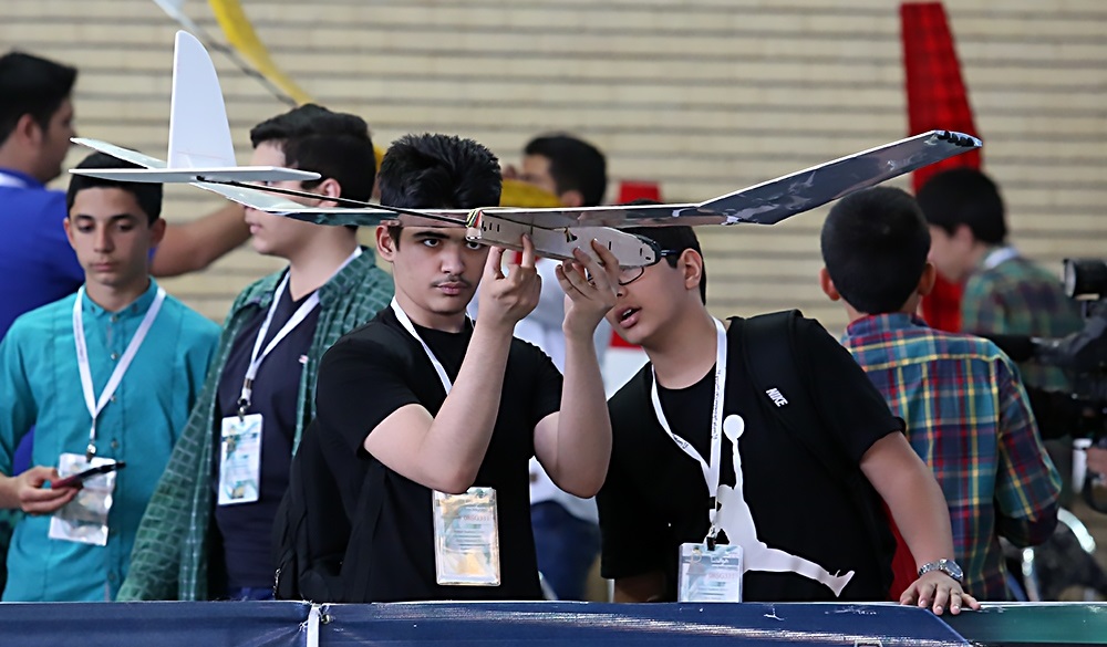 معرفی برترینهای مسابقات  هوا وفضای پیام نور کشور