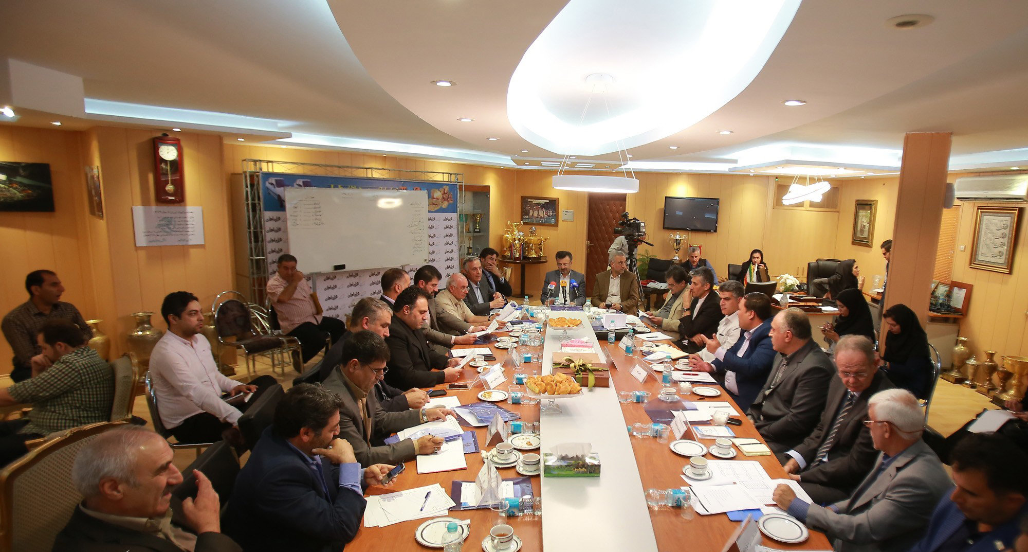 بدهکاران لیگ برتر والیبال، تسویه نکرده‌اند