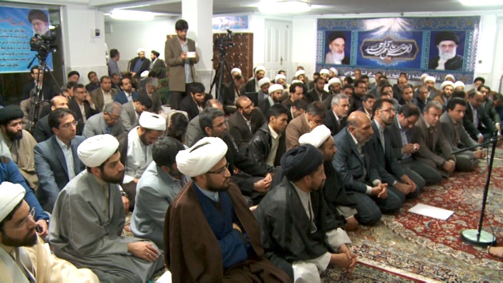 بین وحدت حوزه و دانشگاه نباید فاصله بیافتد