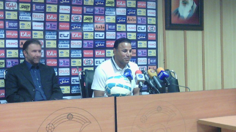 مربی فولاد خوزستان: برای استقلال حریف آسانی نیستیم