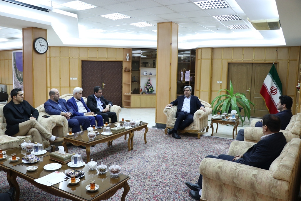 رایزنی  استاندار گیلان با رییس فدراسیون کشتی