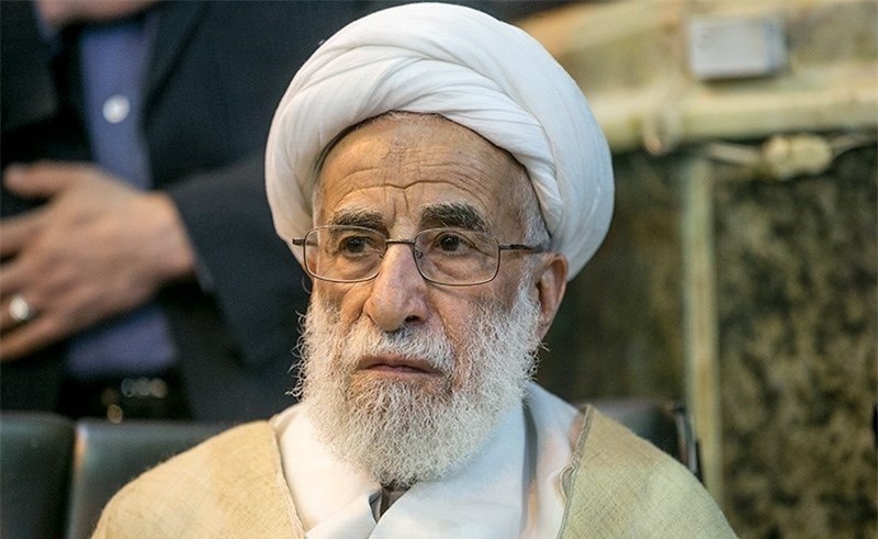 ­آيت‌الله جنتي: حضور بموقع مردم، باعث شکست توطئه شد