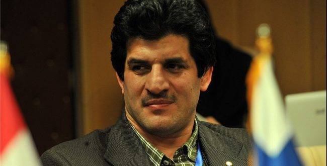 با استعفای رسول خادم مخالفت شد