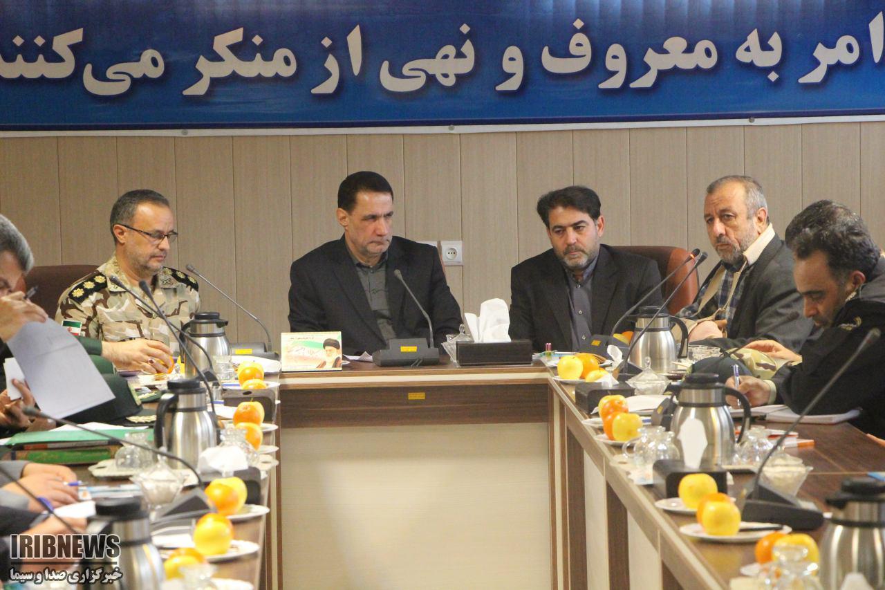 مخالف شادی مشروع مردم نیستیم