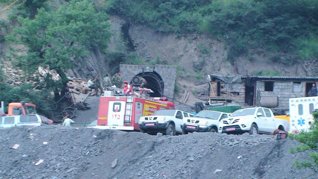 آغاز عملیات آوار برداری با لوکوموتیو معدن یورت آغاز عملیات آوار برداری با لوکوموتیو معدن یورت