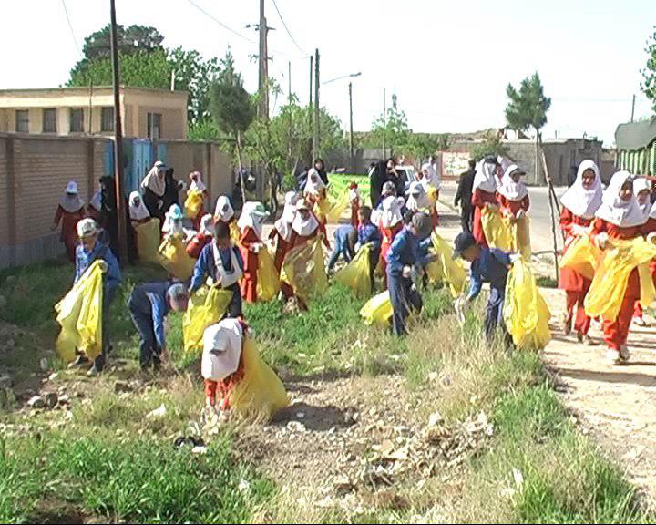 همایش پاکسازی زمین در فیروزه