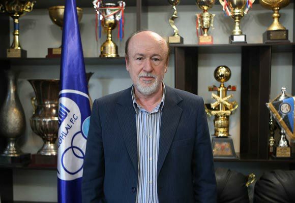 افتخاری: همه بازیکنان استقلال ستاره هستند افتخاری: همه بازیکنان استقلال ستاره هستند