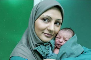 توزیع سبد غذایی بین مادران باردار دارای سوء تغذیه