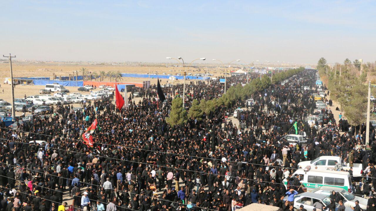 پیاده روی 60 هزار نفری مردم سیرجان در اربعین حسینی