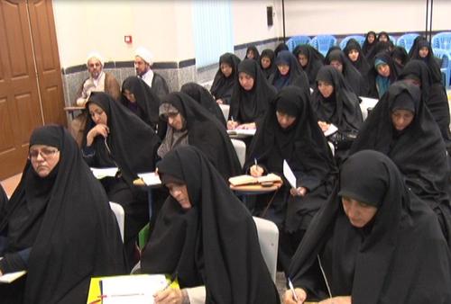 آشنایی مربیان قرآنی میبد با سبک زندگی قرآنی