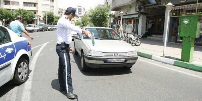 اجرای طرح کنترل آرایشگاه های مردانه در اصفهان