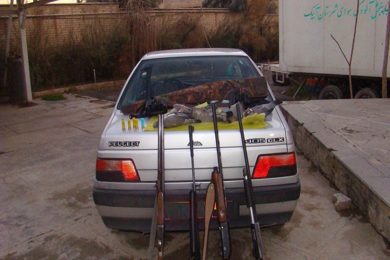 دستگیری چهار شکارچی غیرمجاز در آبیک