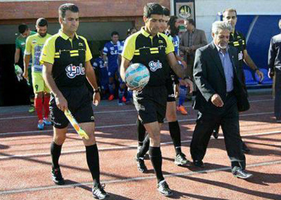 نظارت و قضاوت ناظر و داور هم استانی در مسابقات لیگ برتر فوتبال