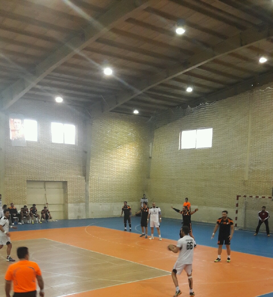 شکست هیات هندبال نجف آباد مقابل مهمان کرمانی شکست هیات هندبال نجف آباد مقابل مهمان کرمانی