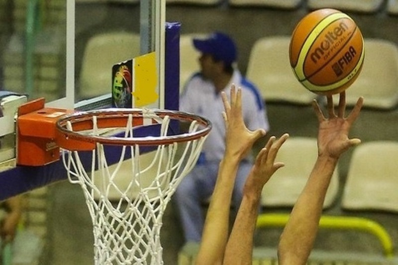 تیم صنعتی اصفهان در جایگاه نخست