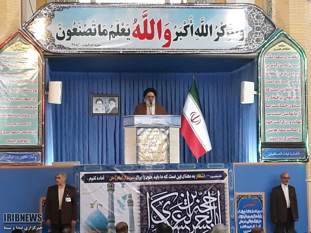 امام جمعه کرج: سال جدید سال علوی است