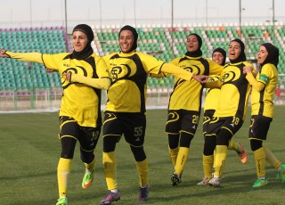 پیروزی پرگل طلایی پوشان در دیدار با سپیدار قائمشهر