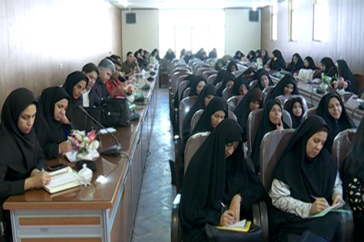 طرح کل بهشت؛ شیوه اموزش عملی نماز در کرمان