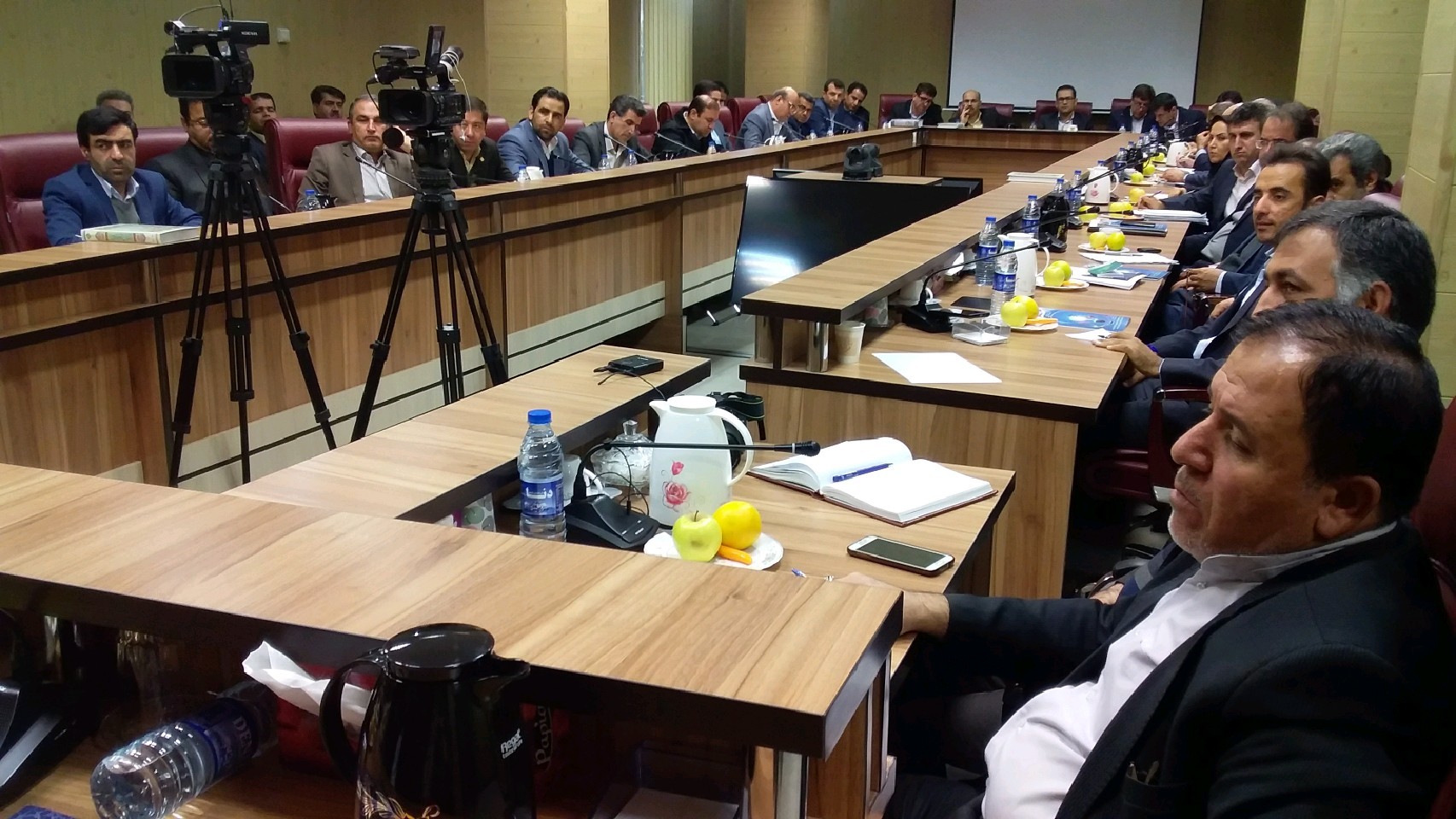 دستگاه قضایی با مدیران بانک‌های عاملی که در قبال پرداخت تسهیلات، وثیقه کمتری اخذ کردند برخورد می‌کند.