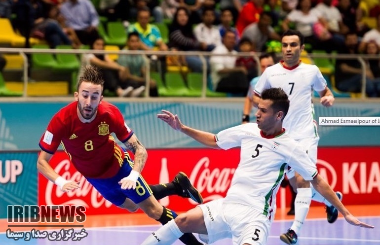 پیروزی تیم ملی فوتسال کشورمان با حضور بازیکنان کردستانی