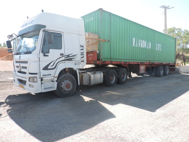 توقیف تخمه آفتاب گردان های قاچاق توقیف تخمه آفتاب گردان های قاچاق