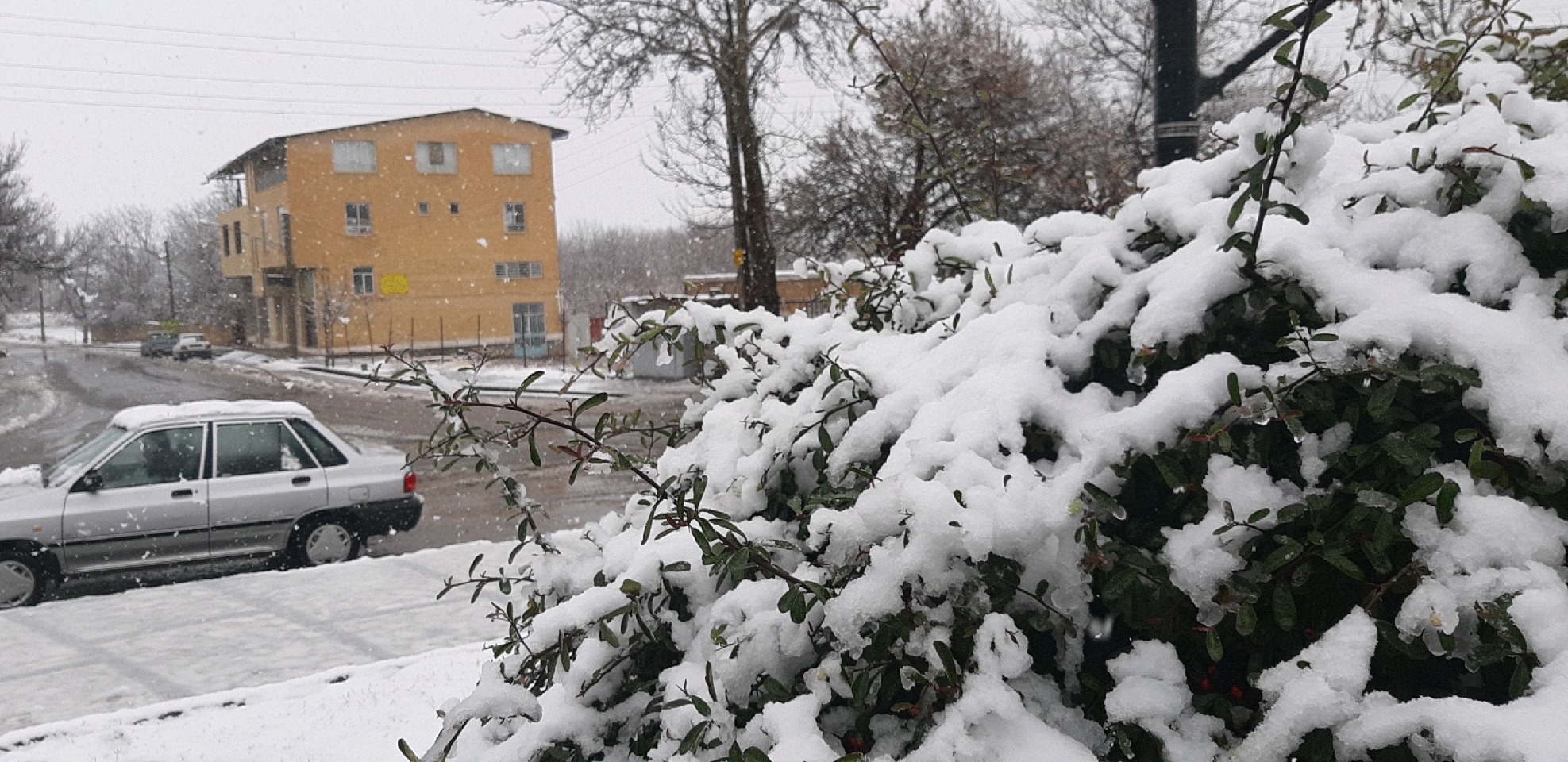 بسته شدن محور ساردوییه – رابربر اثر بارش برف