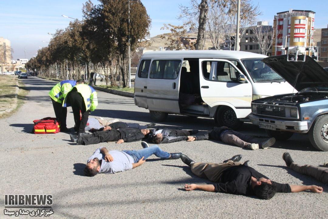 اجرای مانور مصدومین انبوه در حوادث ترافیکی برای نخستین باردر مهاباد اجرای مانور مصدومین انبوه در حوادث ترافیکی برای نخستین باردر مهاباد