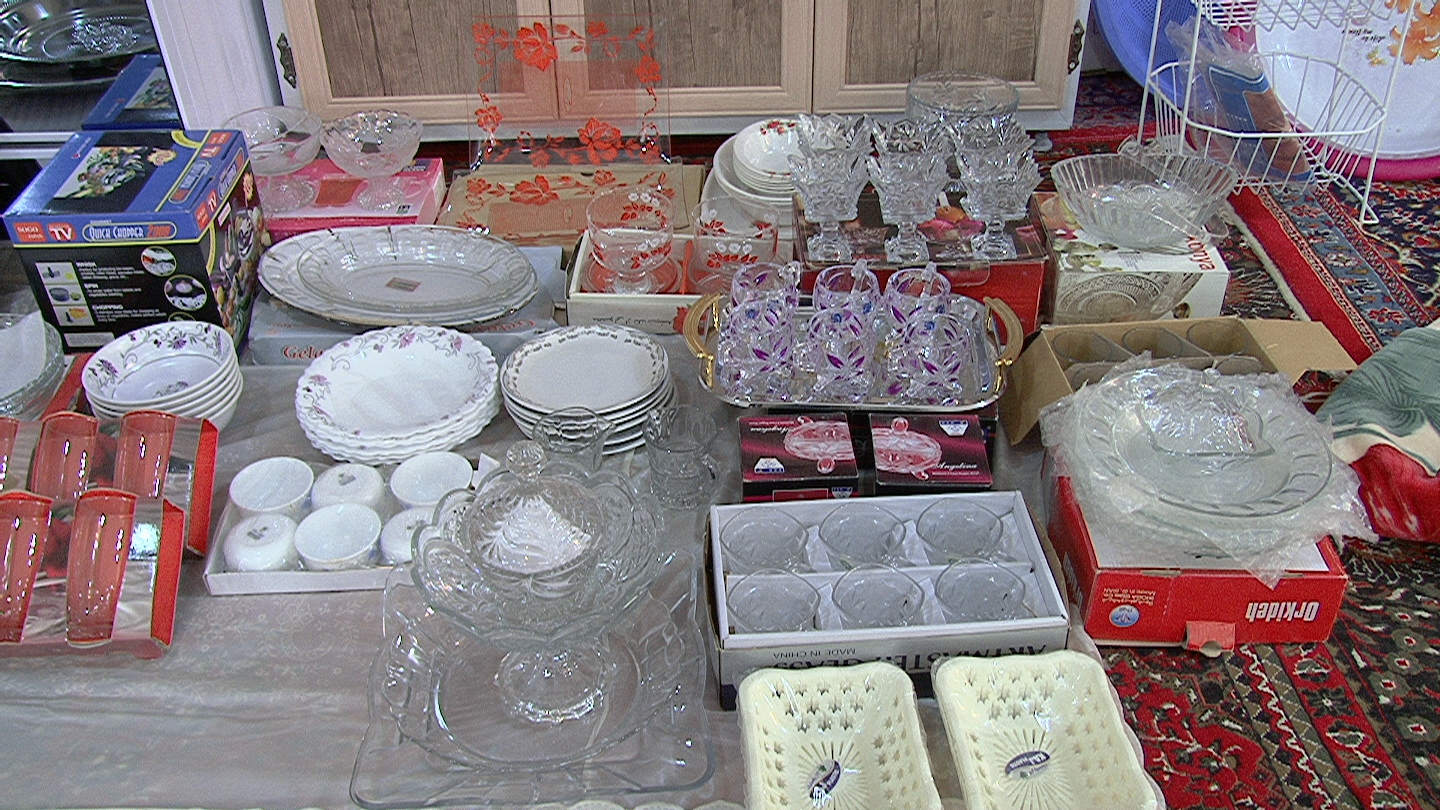 اهدای جهیزیه به نو عروسان نیازمند در مراغه