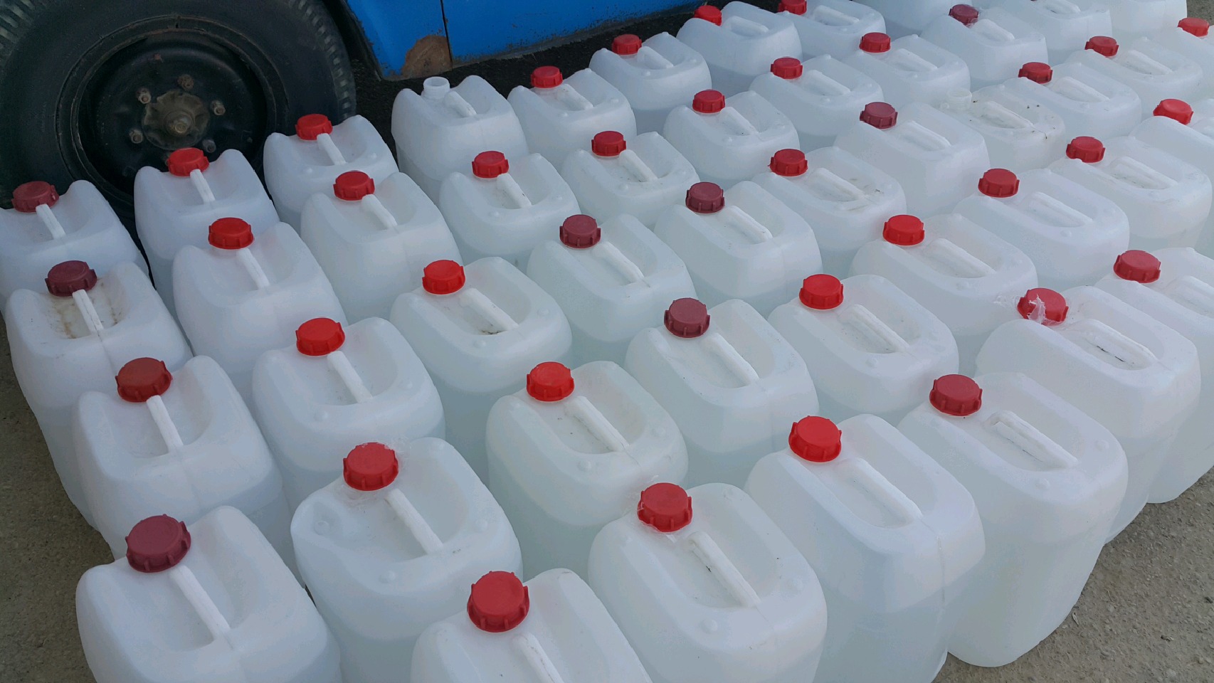 کشف دو هزار لیتر الکل طبی در آبادان