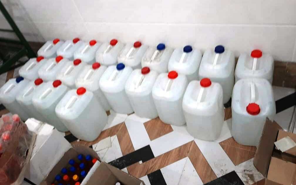 کشف الکل و مواد ضدعفونی کننده احتکار شده درآستارا