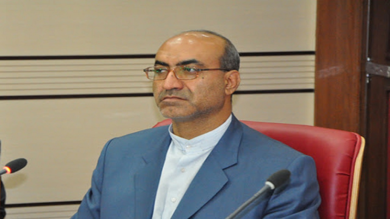 کارمندان برای تامین سلامت شهروندان باید سرکار باشند