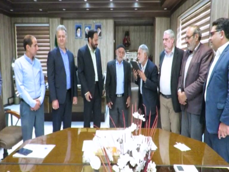 تعهد خیر خمینی شهری برای ساخت 10 واحدمسکونی ویژه زوج های جوان