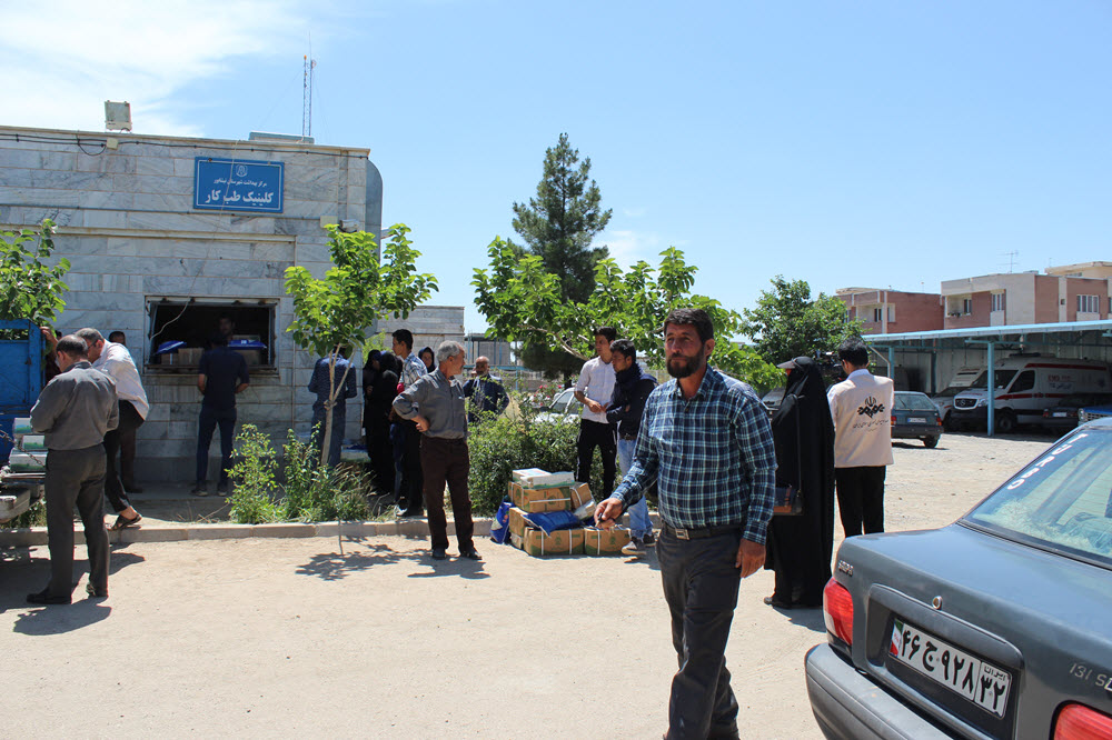 توزیع سبدغذایی برای مادران باردار مبتلا به سوء تغذیه در نیشابور توزیع سبدغذایی برای مادران باردار مبتلا به سوء تغذیه در نیشابور