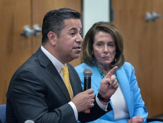 یک نماینده دموکرات دیگر از طرح استیضاح ترامپ حمایت کرد یک نماینده دموکرات دیگر از طرح استیضاح ترامپ حمایت کرد