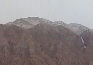 سفید پوش شدن ارتفاعات زردکوه بختیاری درچهارمحال و بختیاری سفید پوش شدن ارتفاعات زردکوه بختیاری درچهارمحال و بختیاری