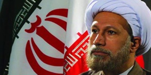 مشکلات جامعه باید مبتنی بر علم و آموزش حل شود.