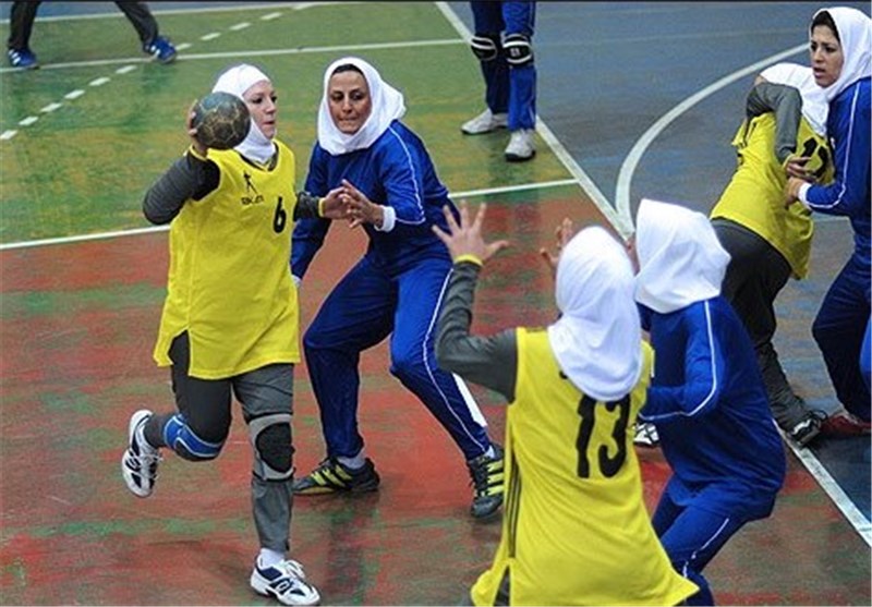 باخت تیم هندبال بانوان نفت گچساران در خانه