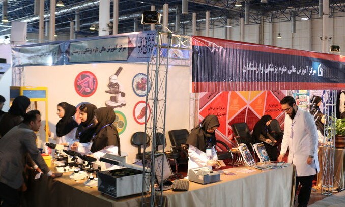 گشایش نمایشگاه پژوهش و فناوری در مشهد