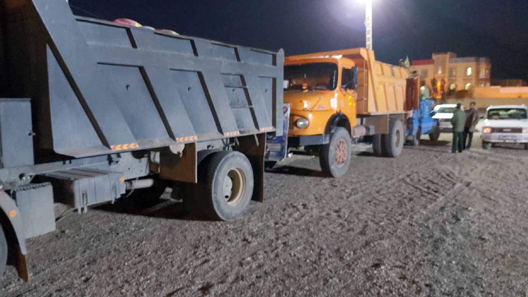 سیل مهربانی مردم انار به سیل زدگان جنوب کرمان