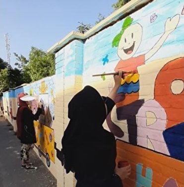 نقاشی روی دیوار برای شادی بیماران سرطانی