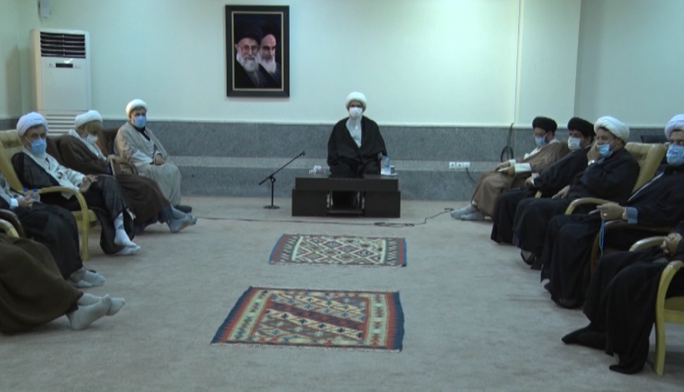 ائمه جمعه باید زبان گویای مردم، انقلاب و اسلام باشند