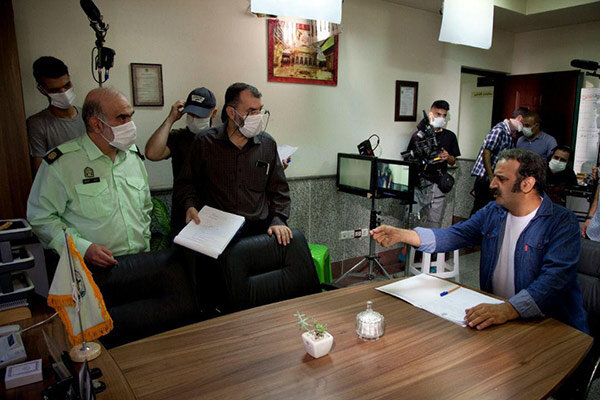 طنز با مصائب و شیرینی های ایام کرونا