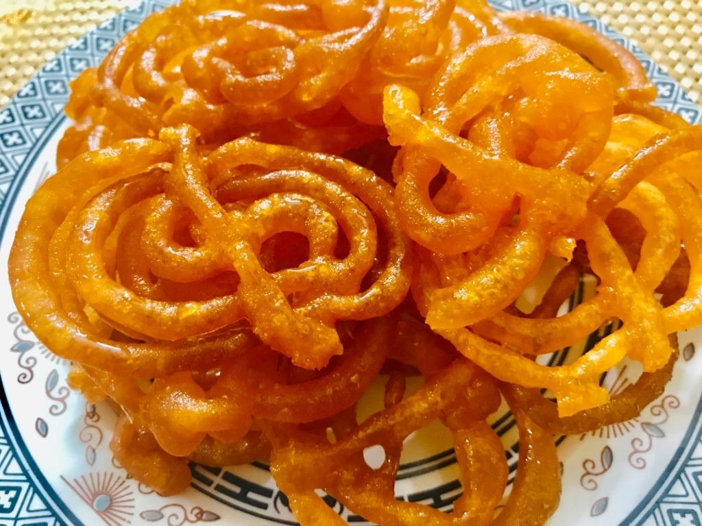 زولبیا، شیرینی محبوب سفره افطار زولبیا، شیرینی محبوب سفره افطار