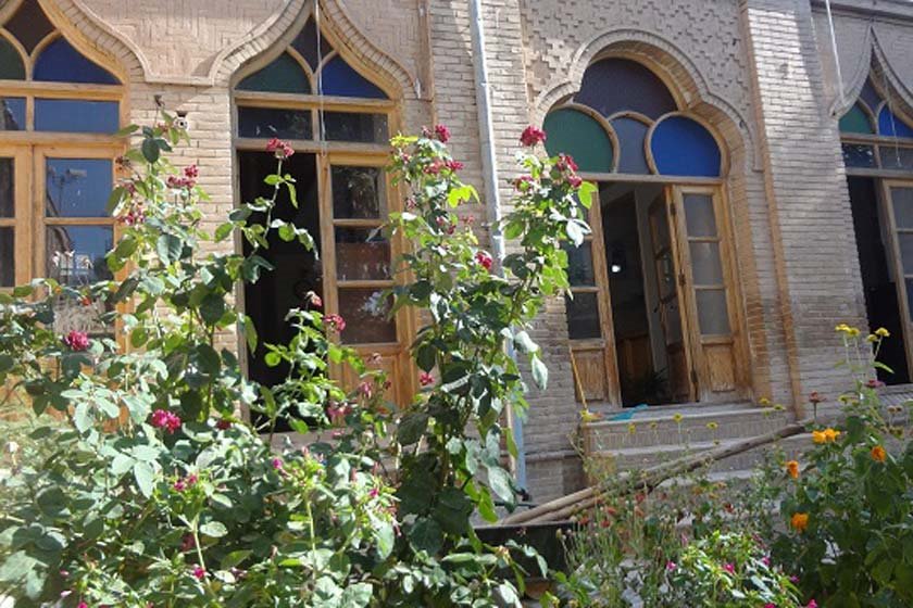 خانه قدوسی نهاوند