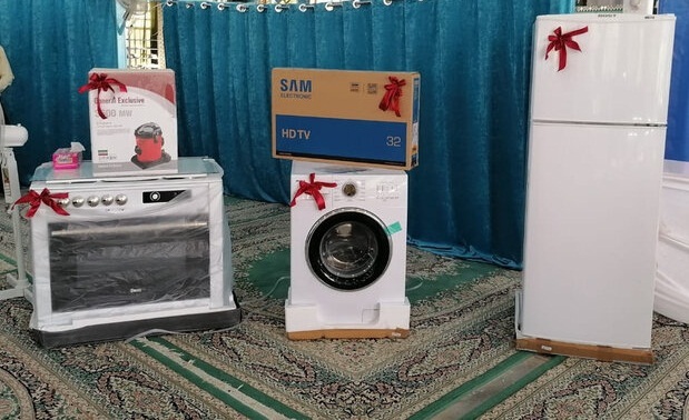 اهدای ۷۷ سری جهیزیه به نوعروسان هویزه اهدای ۷۷ سری جهیزیه به نوعروسان هویزه