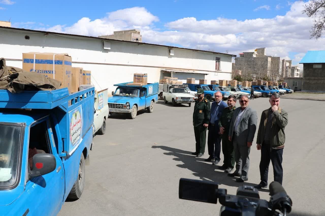 اهدای ۸۳ سری جهیزیه به نوعروسان در خوی اهدای ۸۳ سری جهیزیه به نوعروسان در خوی