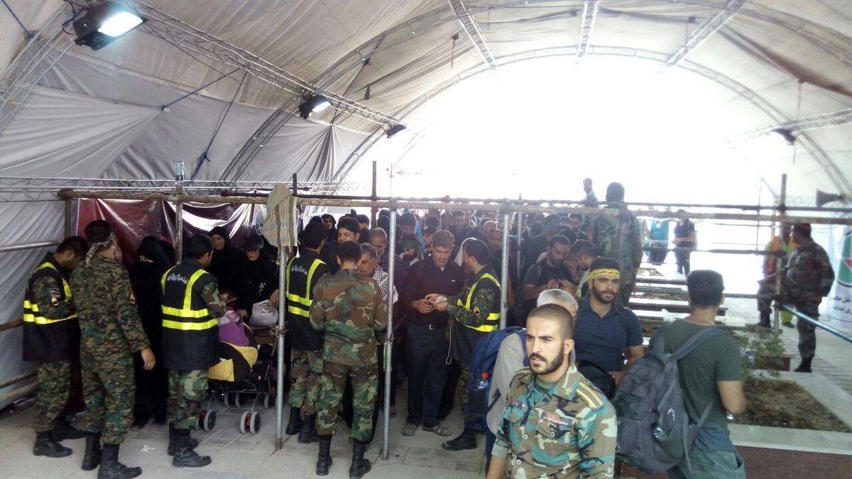 ساخت ۱۰ هزار و ۳۳۰ متر سایبان در پایانههای مرزی شلمچه و چذابه ساخت ۱۰ هزار و ۳۳۰ متر سایبان در پایانههای مرزی شلمچه و چذابه