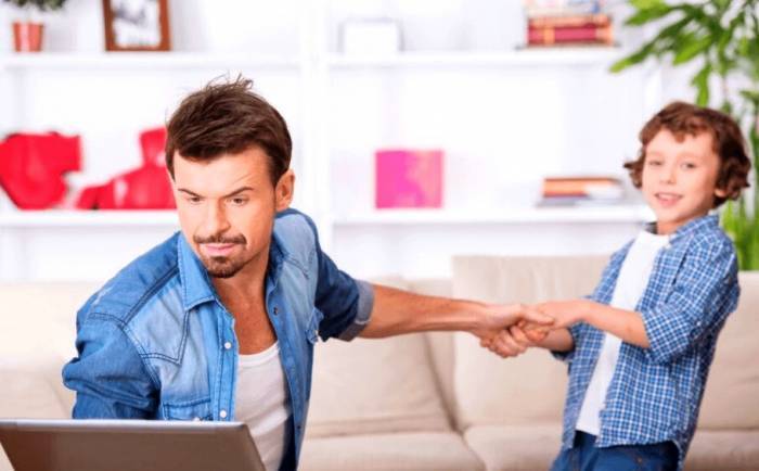 ۱۰ رفتار غلط که آینده فرزندتان را نابود می‌کند
